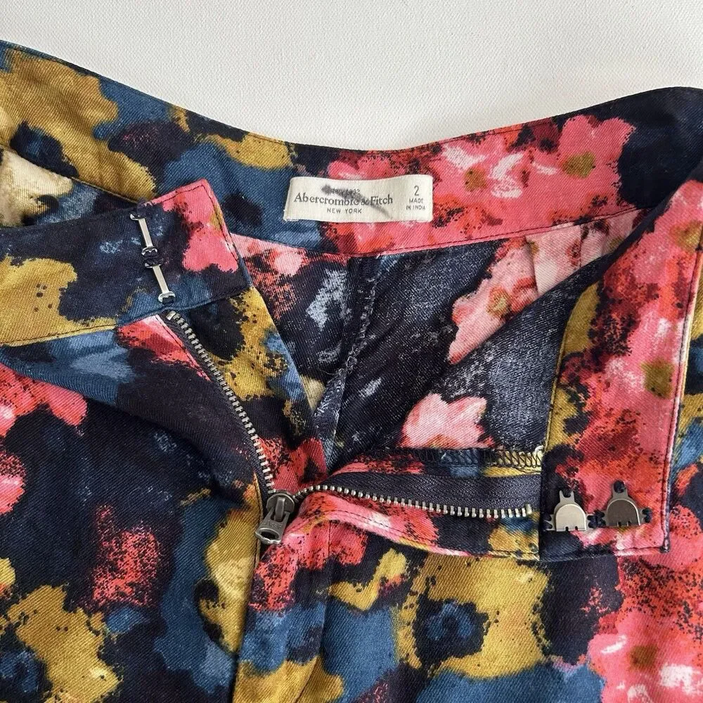 Abercrombie & Fitch Floral Wide Leg Flowy Colorful Pants Black Flat Front Size 2 - Picture 4 of 14